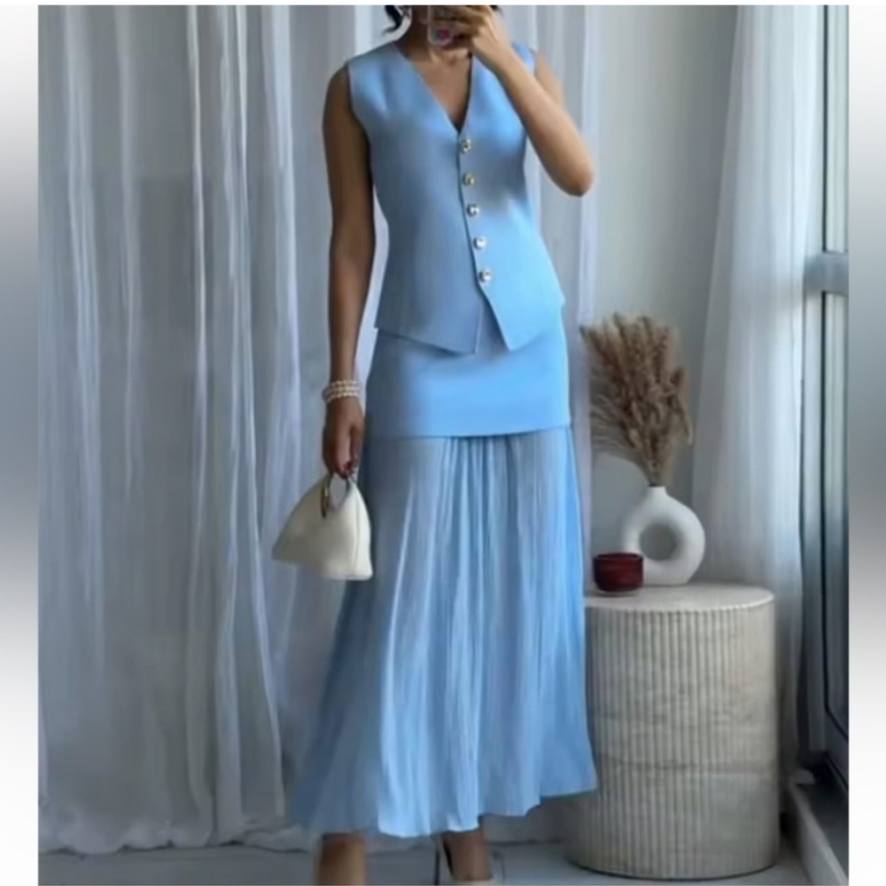 NWT ZARA MIXED PLEATED KNIT SKIRT Elegant Blue SIZE M - Picture 4 of 15